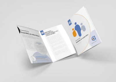 Création plaquette société de services à la personnne par l'agence Com' Empreintes